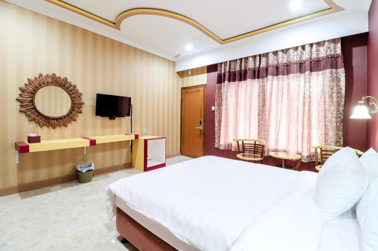 Sartini Inn Jogja Yogyakarta Ngoại thất bức ảnh